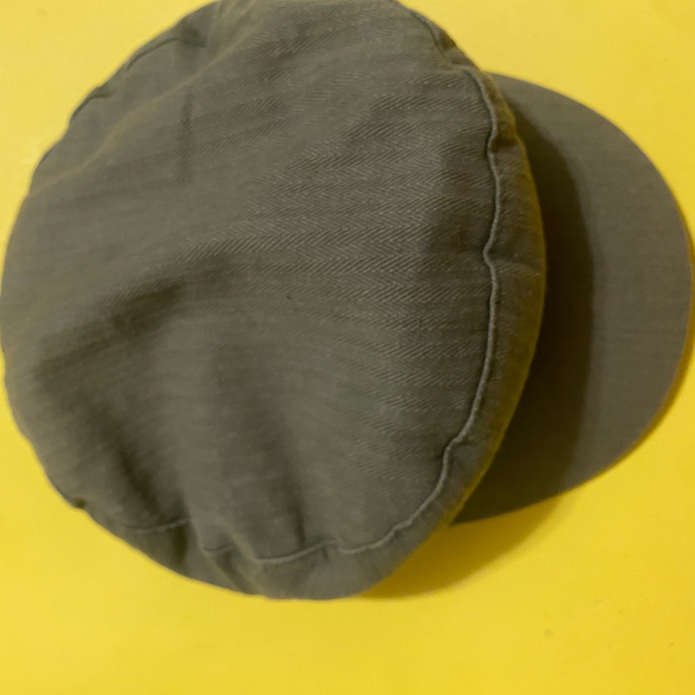 American Eagle Outfitters Olive Green Newsboy Cap